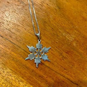 Simple silver snowflake necklace. Snowflake 1”. Chain 17”